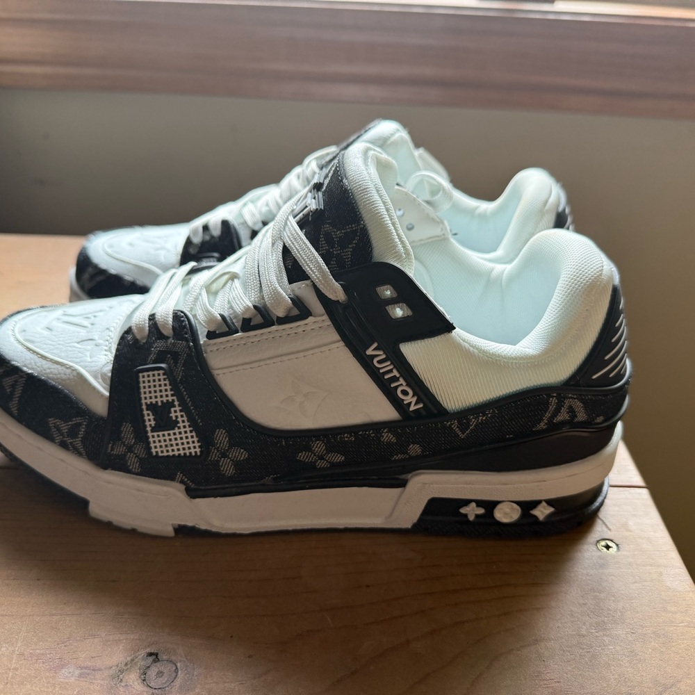 COPY LV Black and White Men's Sneakers